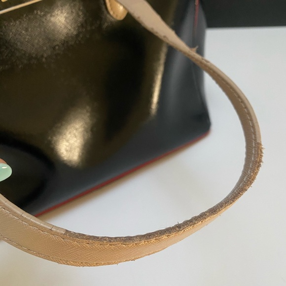 Authentic vintage DKNY patent leather handbag - Picture 4 of 13